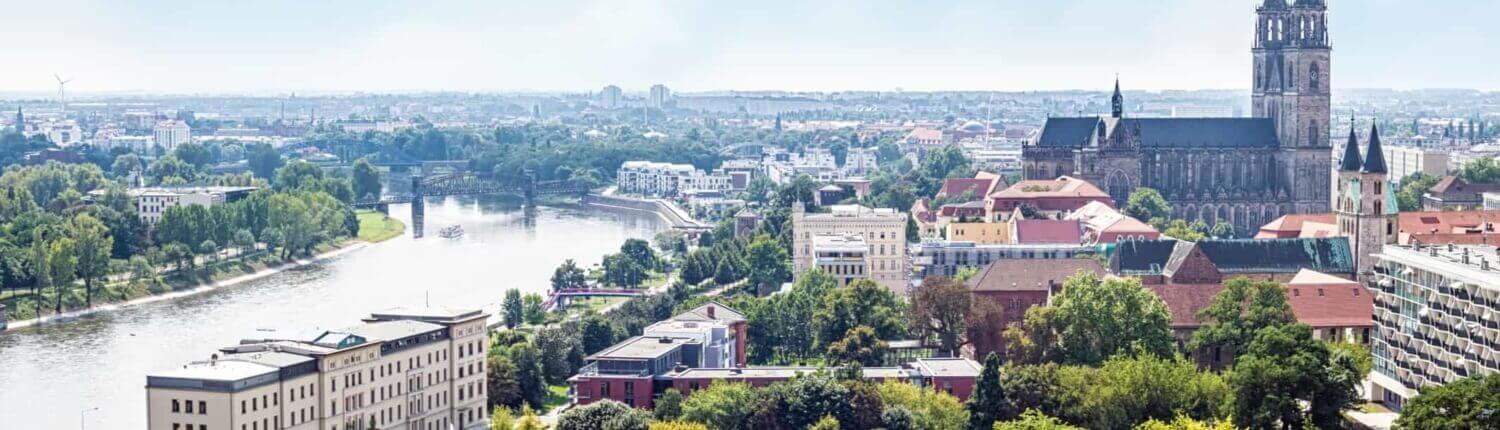 Blick über Magdeburg, wo das Zeitarbeitsunternehmen PROMIND services seinen Standort hat.